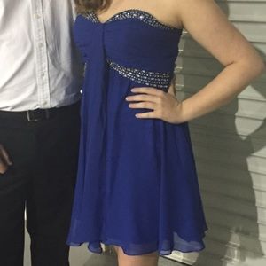 Royal blue strapless formal/homecoming dress